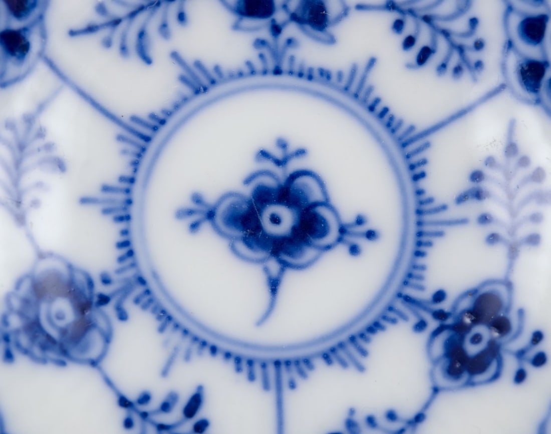 Royal Copenhagen Blue Fluted Half Lace. Set of six porcelain caviar bowls. - 3