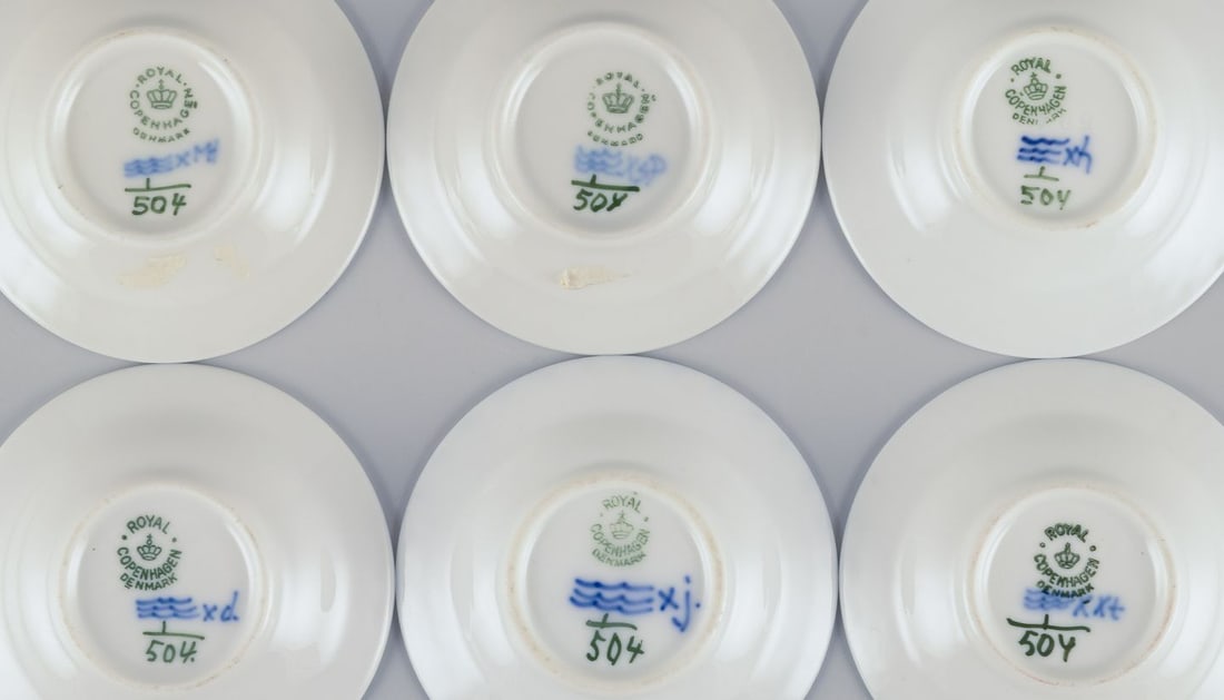 Royal Copenhagen Blue Fluted Half Lace. Set of six porcelain caviar bowls. - 5