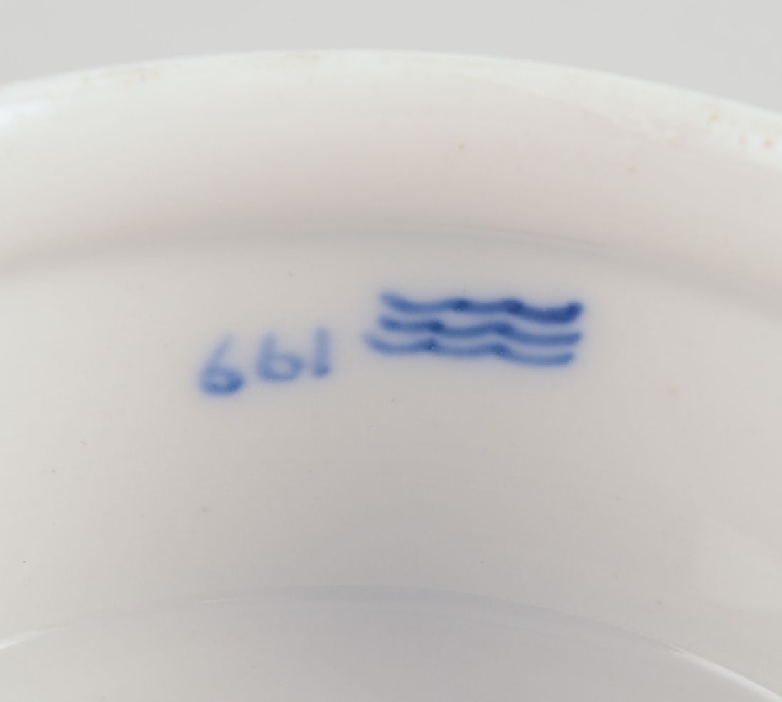 Royal Copenhagen Blue Fluted Plain lidded jar in porcelain. Rare model. - 6