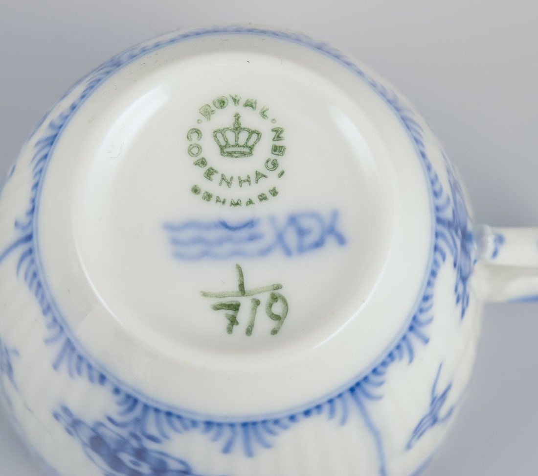 Royal Copenhagen Blue Fluted Half Lace, six pairs of porcelain coffee cups with saucers. - 7