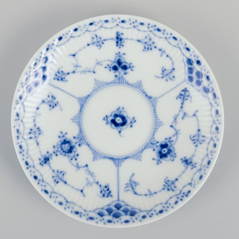 Royal Copenhagen Blue Fluted Half Lace, four pairs of coffee cups with saucers. 1960s/1970s. - 6