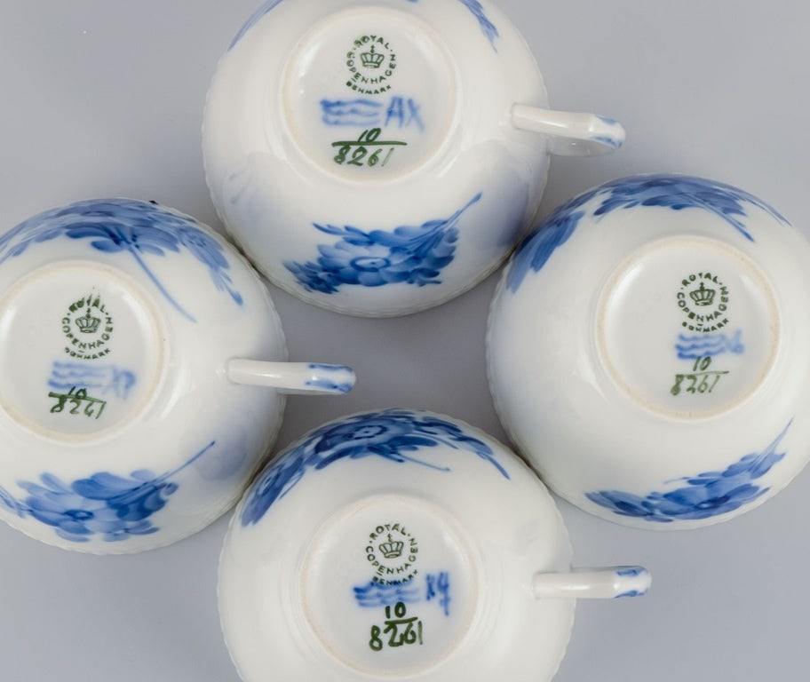 Royal Copenhagen, Blue Flower Braided. Four coffee cups with saucers in porcelain. - 7