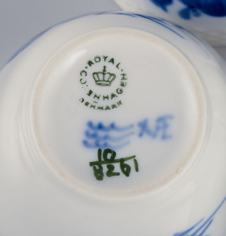 Royal Copenhagen, Blue Flower Braided. Four coffee cups with saucers in porcelain. Dated 1966 - 6