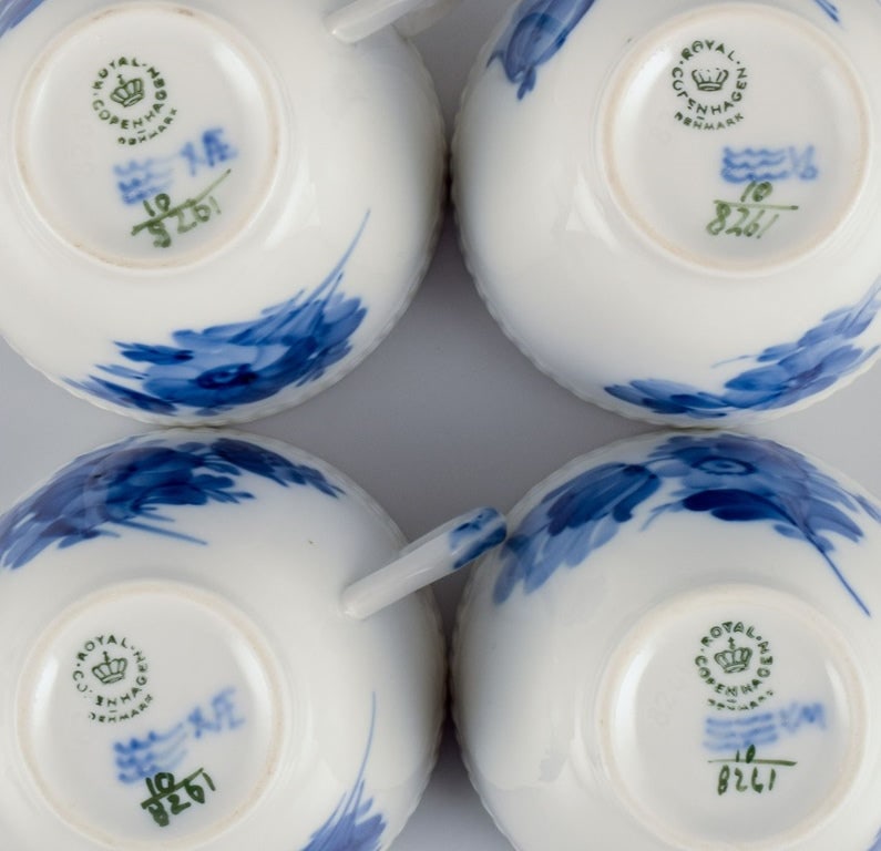 Royal Copenhagen, Blue Flower Braided. Four coffee cups with saucers in porcelain. Dated 1966 - 7