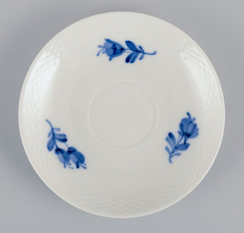 Royal Copenhagen, Blue Flower Braided. Four coffee cups with saucers in porcelain. Dated 1966 - 8