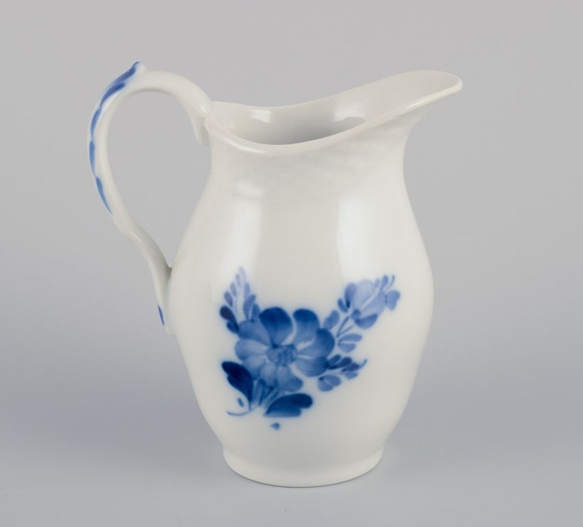Royal Copenhagen Blue Flower Braided, creamer and sugar bowl in porcelain. - 3