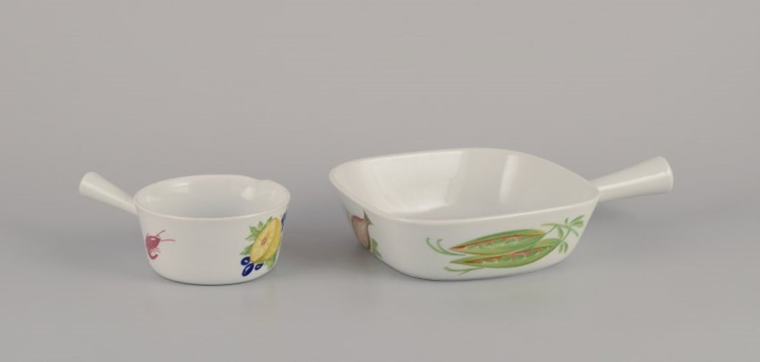 Danild/Lyngby, "Picnic". Two ovenproof dishes with handles. 1960s/1970s. - 2