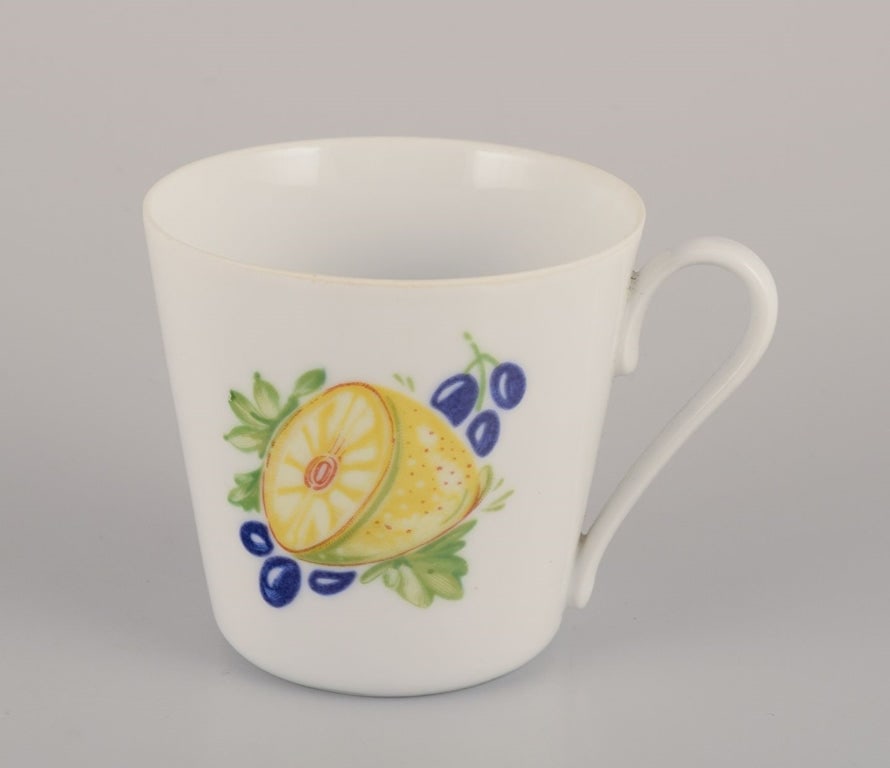 Danild/Lyngby, Denmark. "Picnic". Four porcelain coffee cups. 1960s/1970s. - 4