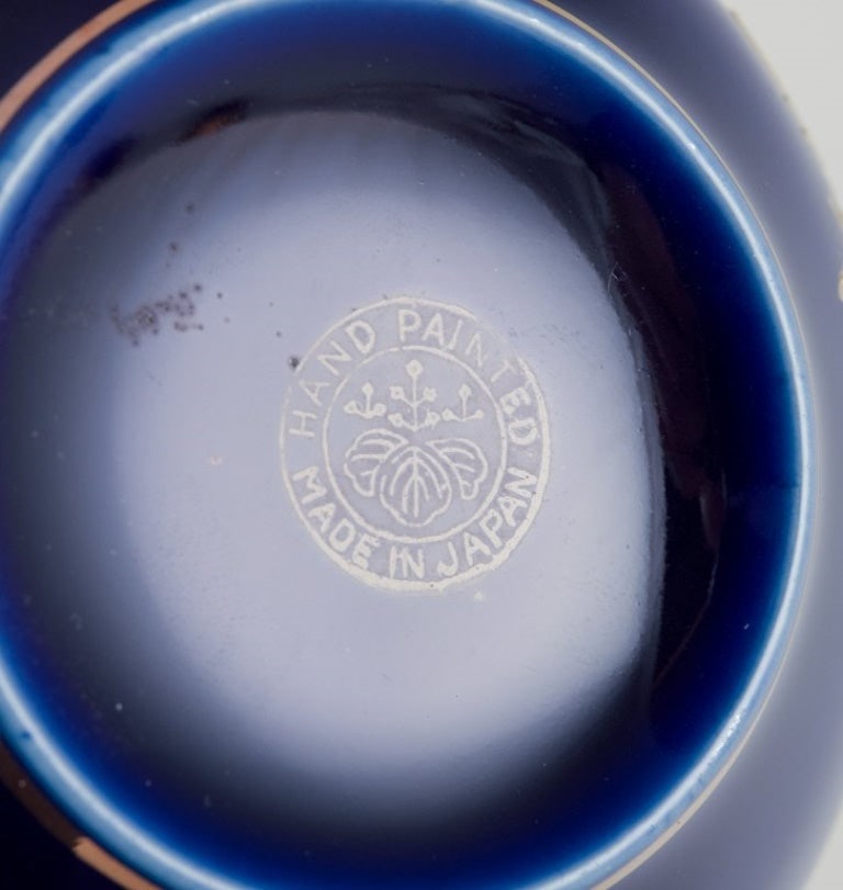 Japan, porcelain coffee service hand-decorated in Sevres blue and gold. - 7