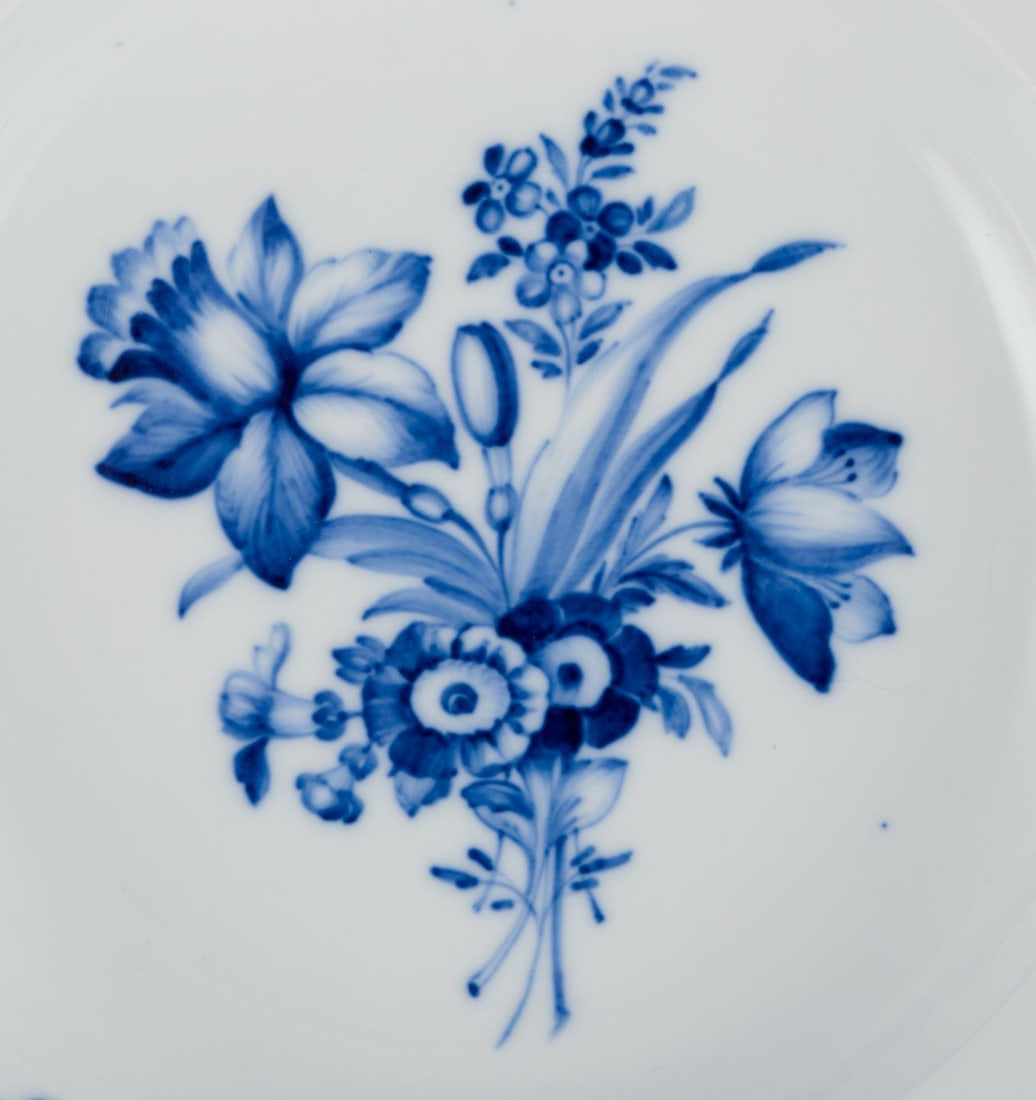 Meissen, Germany, three large deep plates in porcelain with flowers and insects. 19th C. - 5