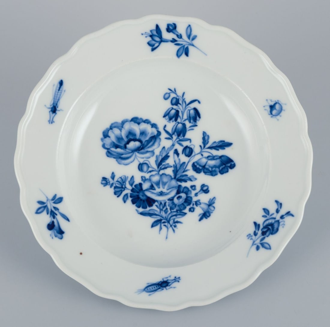 Meissen, Germany, three large deep plates in porcelain with flowers and insects. 19th C. - 6