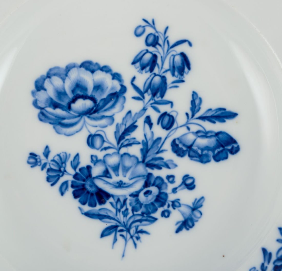 Meissen, Germany, three large deep plates in porcelain with flowers and insects. 19th C. - 7