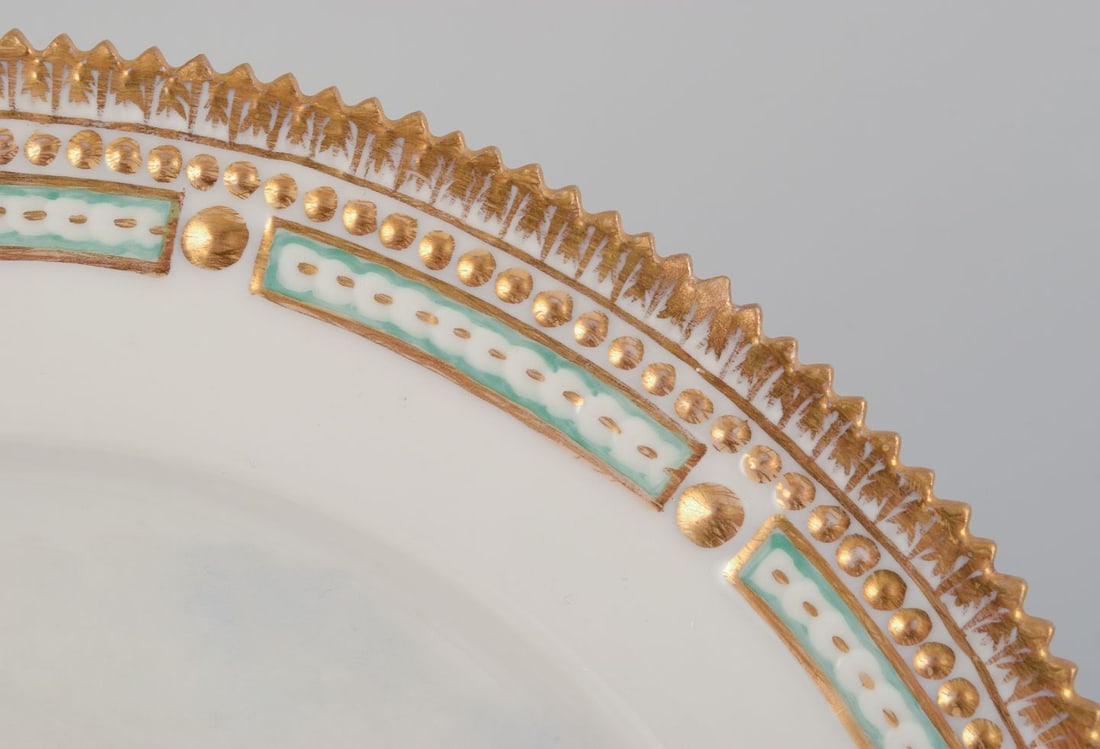 Royal Copenhagen Fauna Danica, dinner plate featuring a motif of a pine marten. Dated 1926 - 5