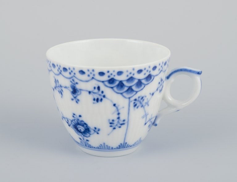 Royal Copenhagen Blue Fluted Half Lace. A set of six coffee cups with saucers. - 4