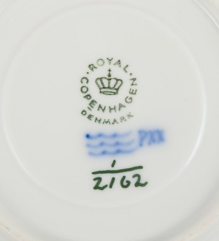 Royal Copenhagen Blue Fluted Plain. Five coffee cups with saucers. Model number 1/2162. - 6