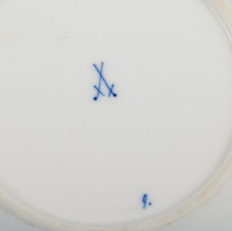 Meissen, Germany. Blue Onion. A set of three small chocolate cups with saucers. Hand-decorated with - 7