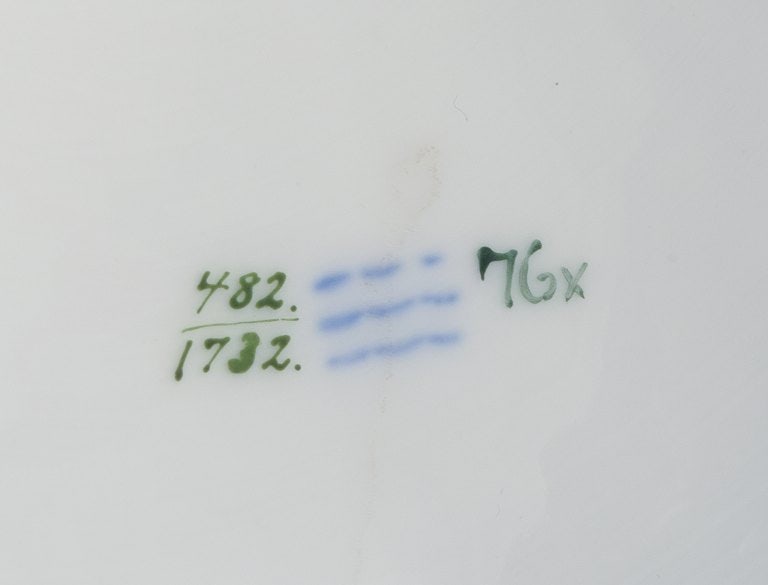 Royal Copenhagen Saxon Flower. Large oval lidded tureen in porcelain. Hand-painted with polychrome - 7