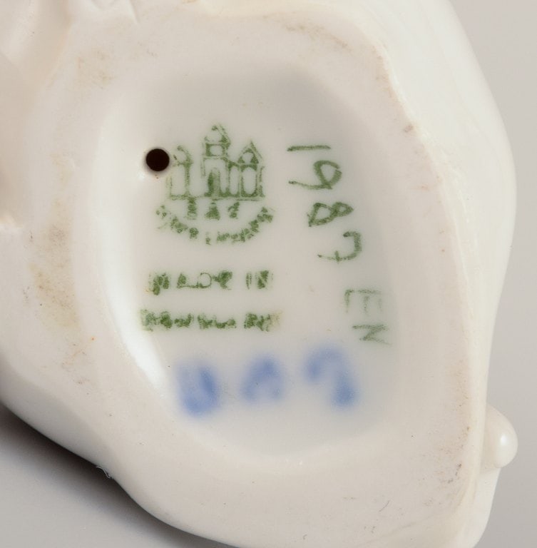 Bing & Grøndahl, porcelain figurine of a Pekingese puppy. - 6