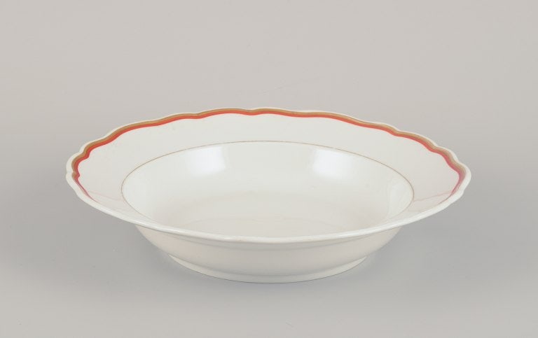 Meissen, Germany. Three-piece porcelain set consisting of a large bowl, a deep plate, and a plate. - 2