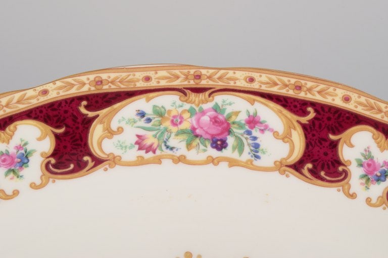 Royal Albert, England. "Lady Hamilton." Oval serving platter and a round dish with polychrome floral - 4