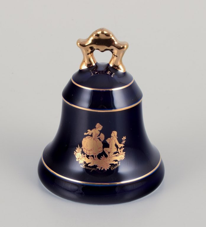 Limoges, France. Porcelain boot and table bell decorated with 22-karat gold leaf and a beautiful - 6