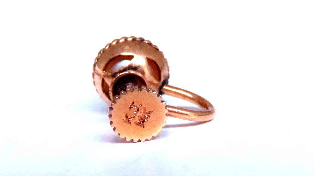 Federalist 7.50mm Vintage Pearl Functional Lobe Screw Earrings 14kt gold 12598** - 3