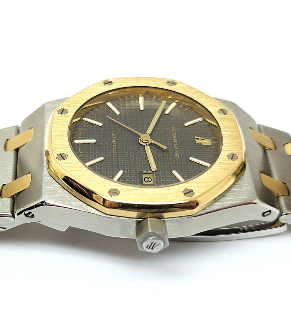 Men's S/Steel & 18k AUDEMARS PIGUET Royal Oak Grey Dial Automatic Watch D Series - 7