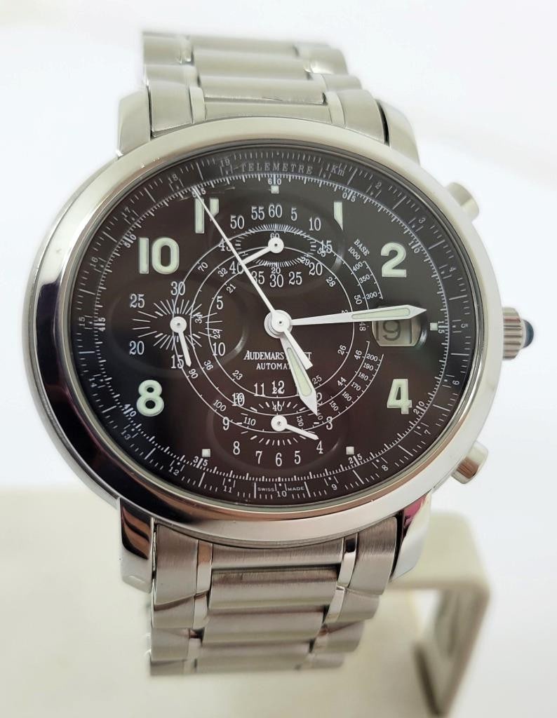 S/Steel AUDEMARS PIGUET MILLENARY 41mm CHRONOGRAPH WATCH 25897ST* EXLNT: S/Steel AUDEMARS PIGUET MILLENARY 41mm CHRONOGRAPH WATCH 25897ST* EXLNT This Men's AUDEMARS PIGUET watch is Swiss-made. A great gift for yourself or someone you love! * Stainless steel case & back in