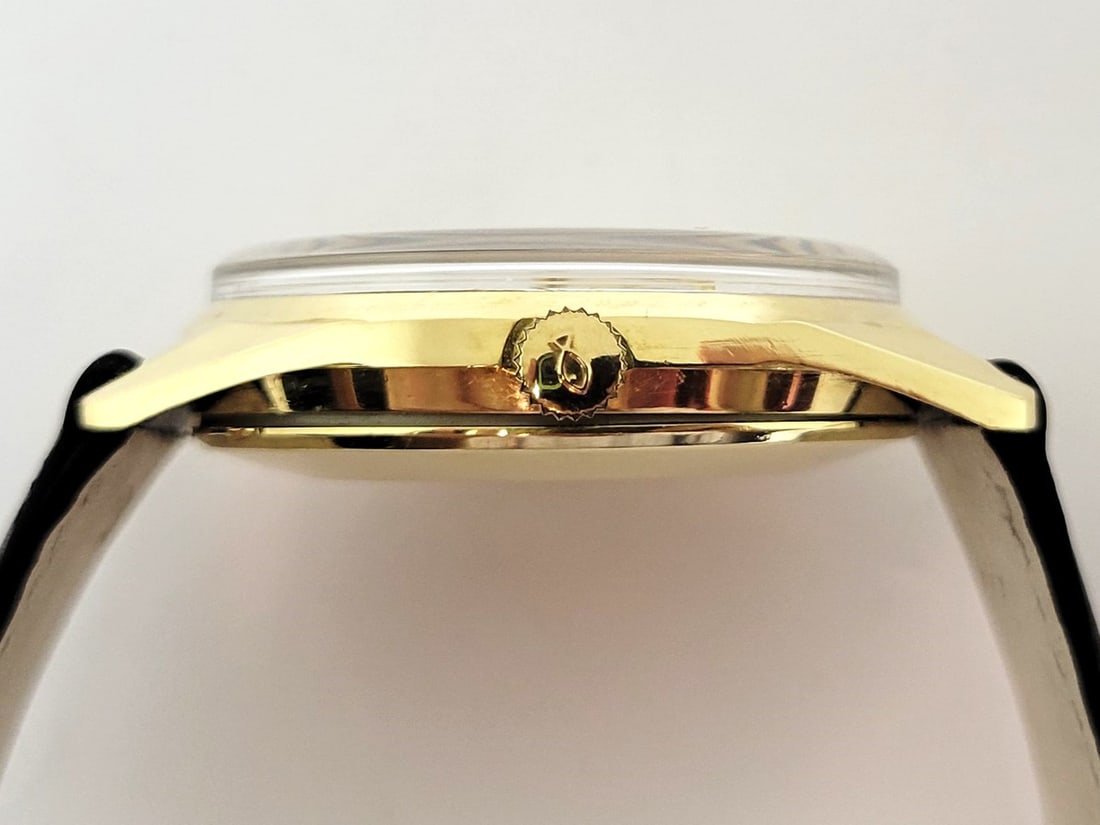 Vintage 18k Yellow Gold IWC SHAFFHAUSEN Automatic Watch 1960s Cal 8541 R810A - 5