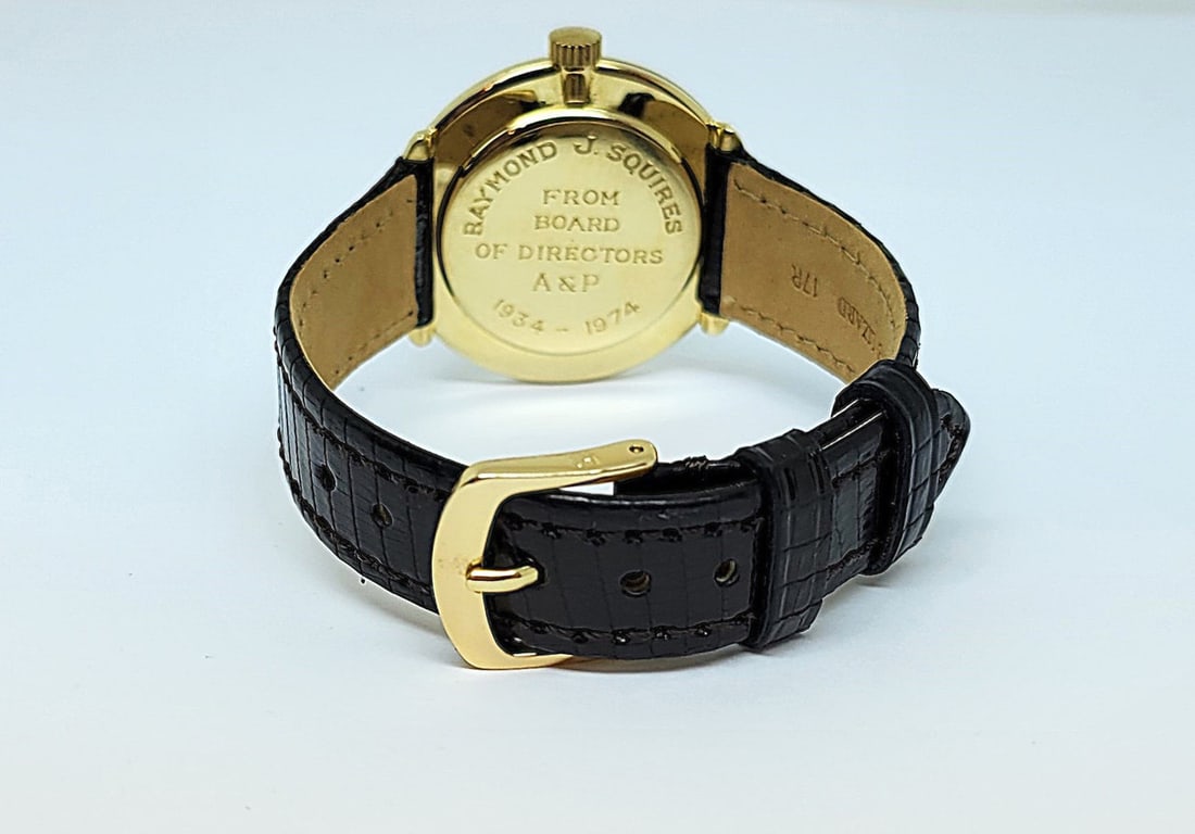 Vintage 18k Gold IWC SHAFFHAUSEN Winding Watch Ref 2401 c.1974 Cal 403 EXLNT - 4