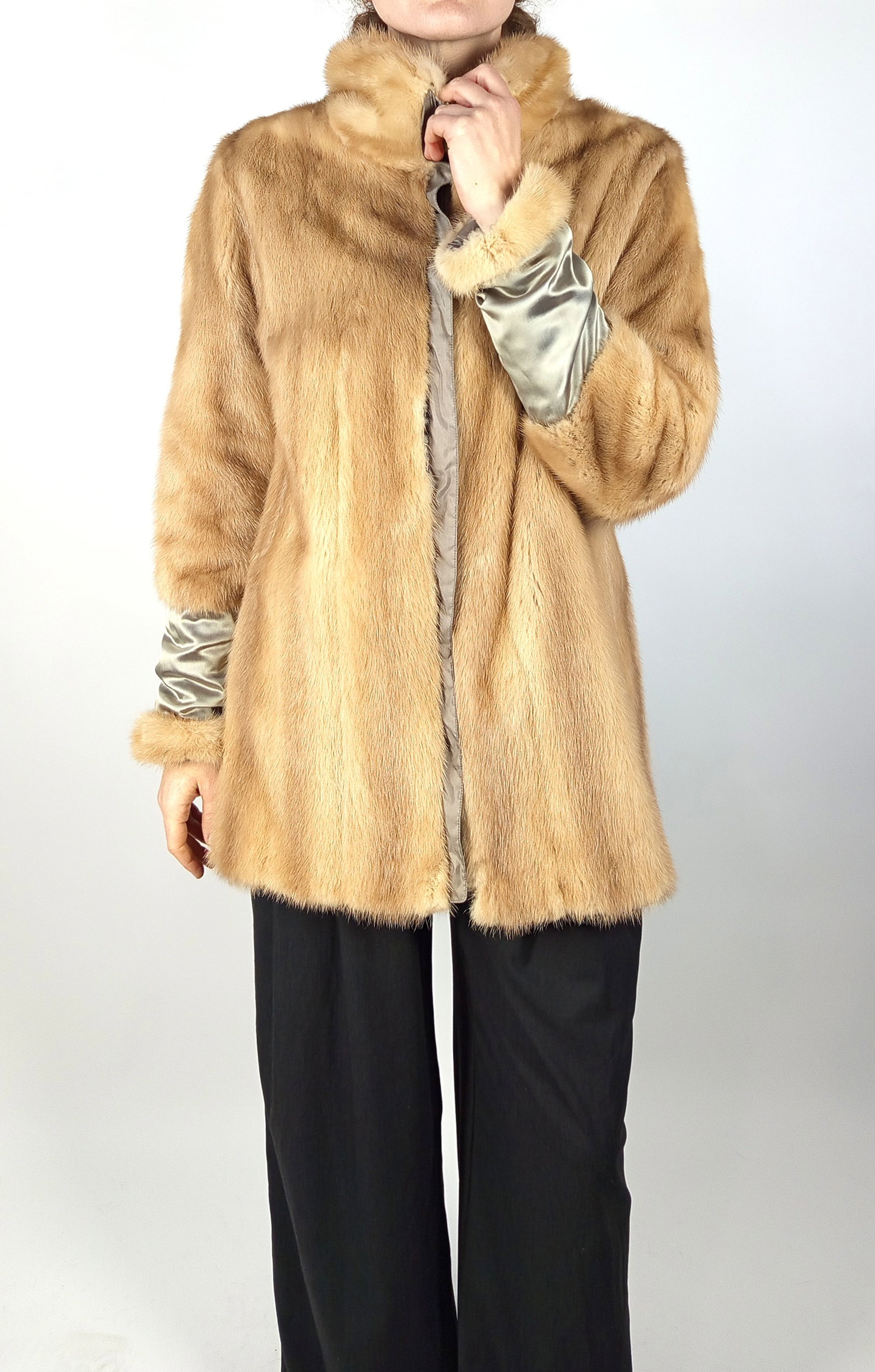 REVERSIBLE CREAM MINK FUR JACKET EU: L - US:18 - 4