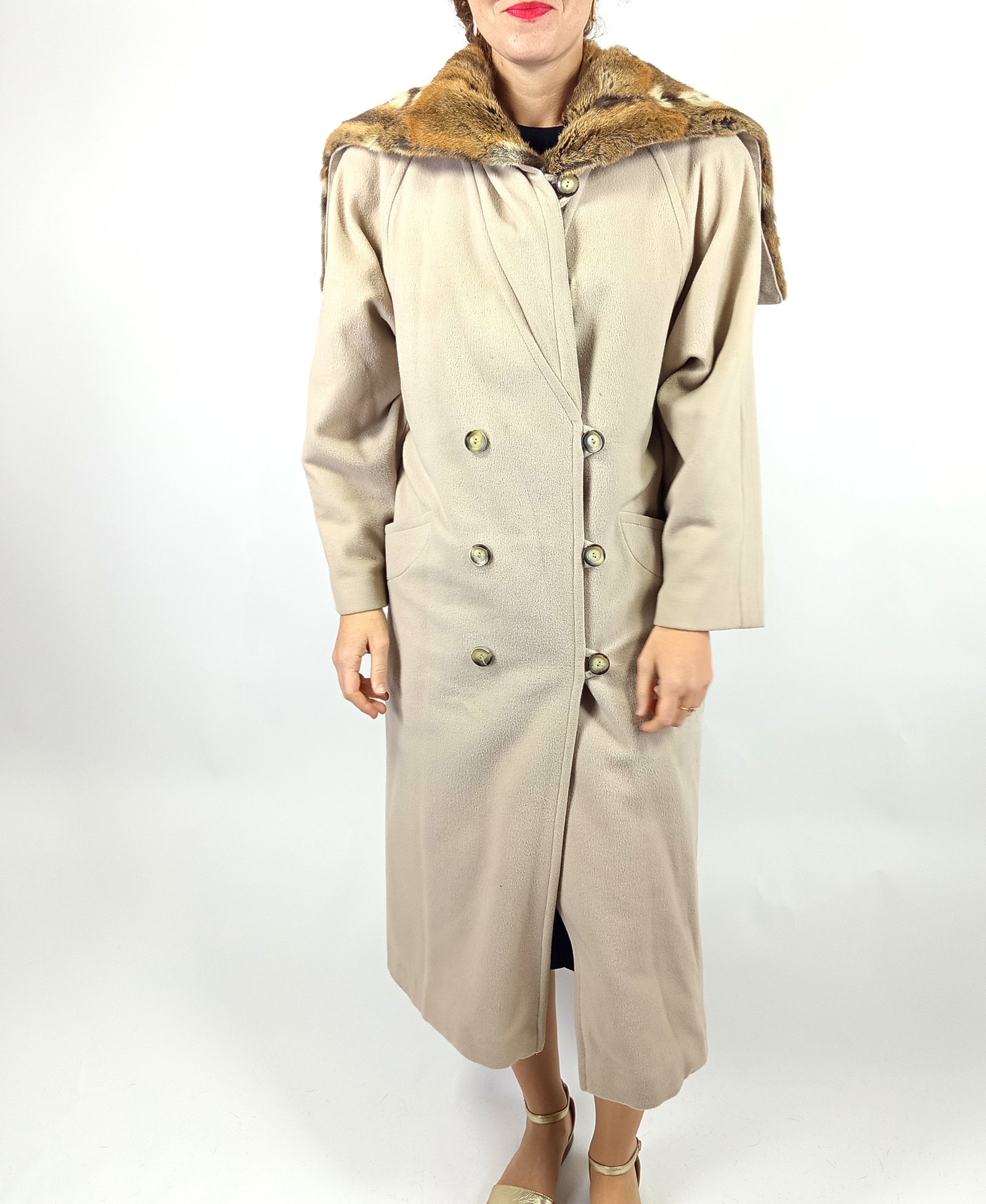 WOOL & CASHMERE BLEND FUR COAT EU: XL ; US: 20 - 5