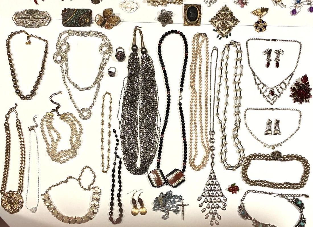 Vtg Costume Jewelry Lot Signed Trifari Givenchy Marino Coro Limoges JOMA ++ - 3