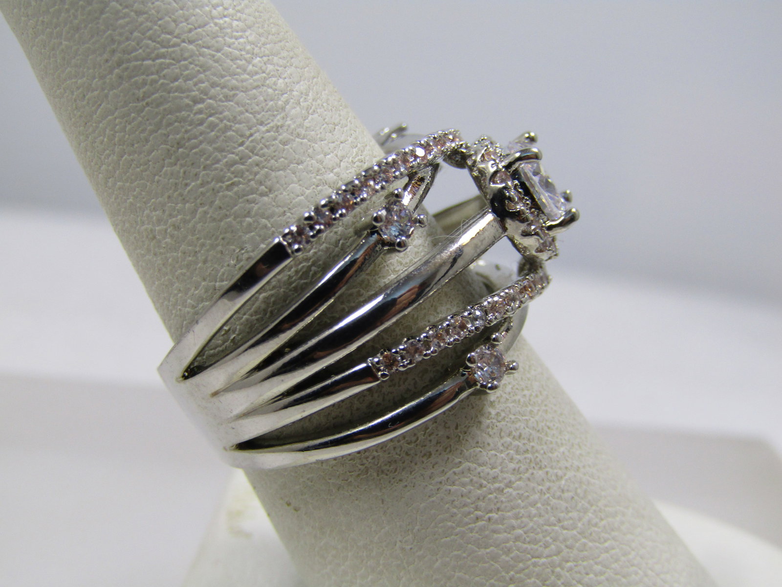 Silver Tone Clear Rhinestone Five Band Crisscross Ring, Sz. 8.5, Modern - 3