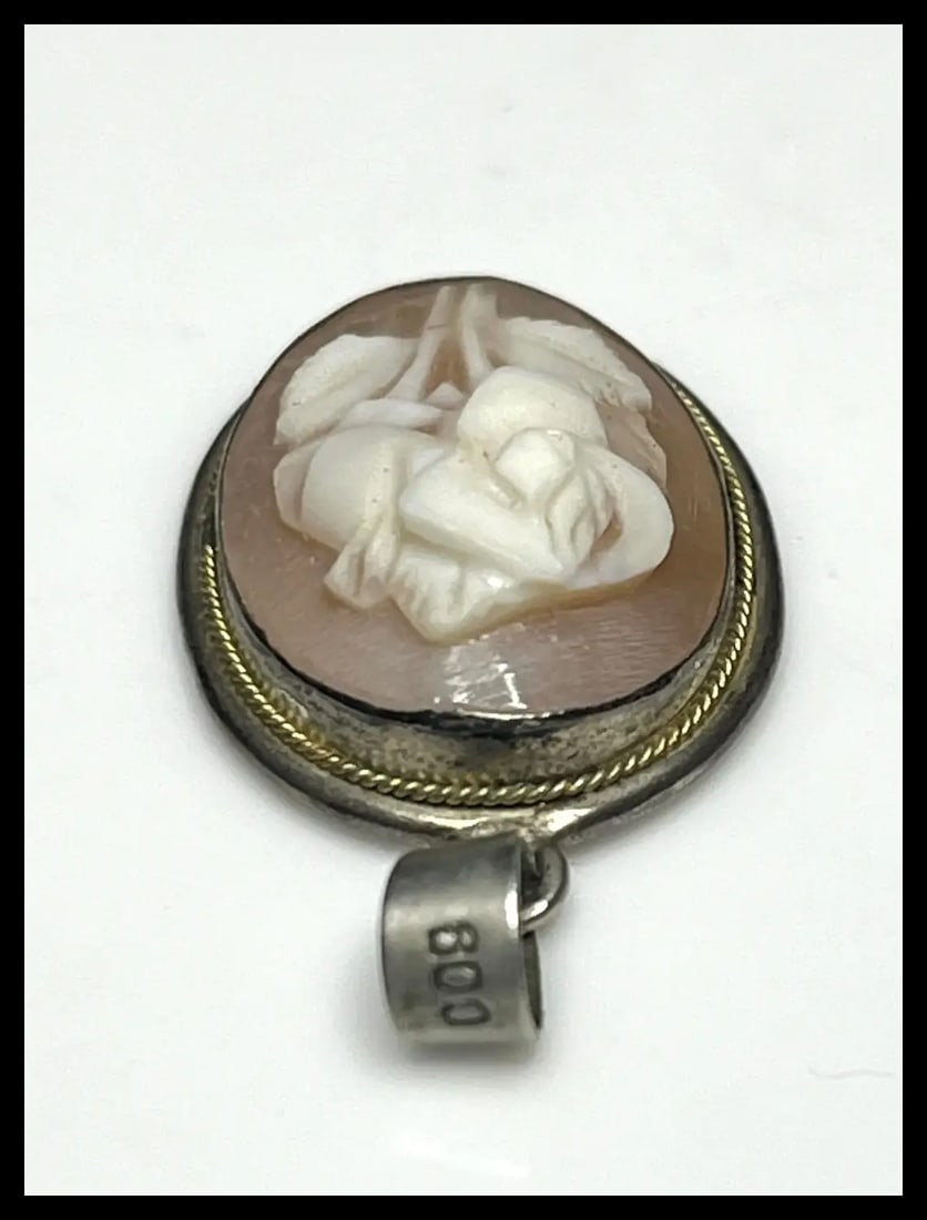 Vintage 800 Silver Shell Cameo Flower Pendant - 5