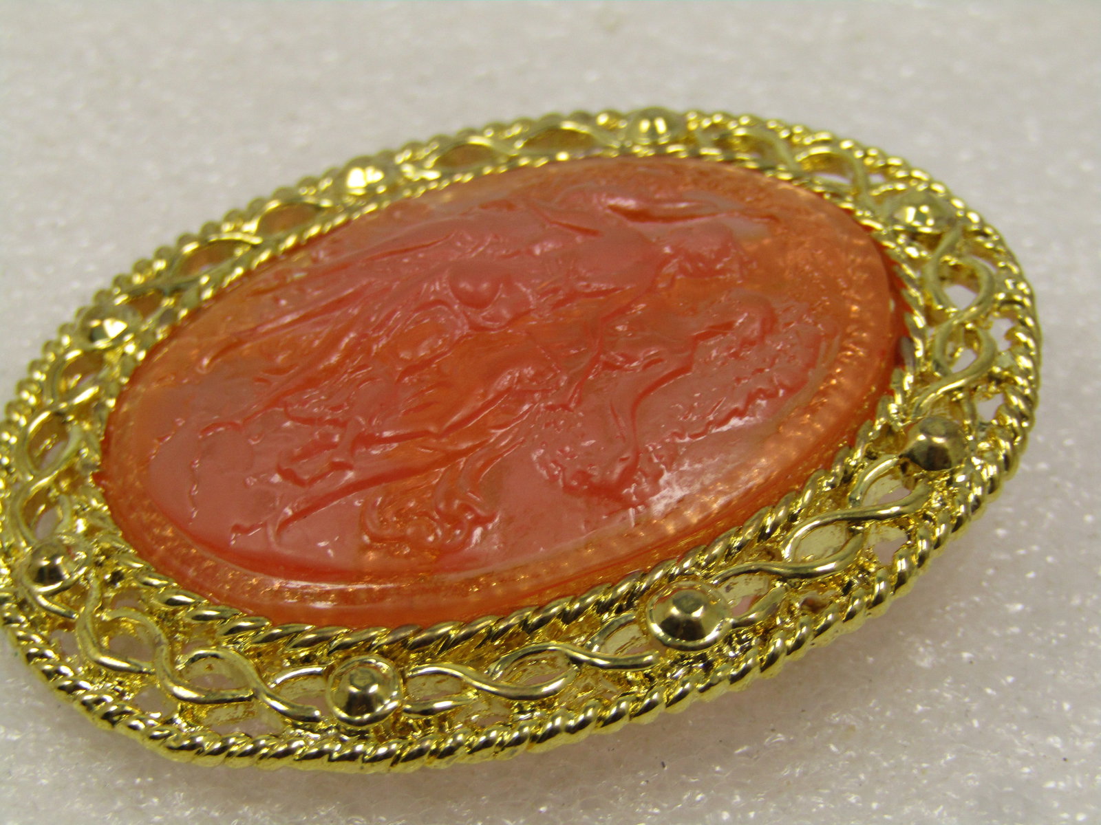 Vintage Pink Three Maidens Cameo Stlye Brooch, Pink, Translucent, 1960's - 6