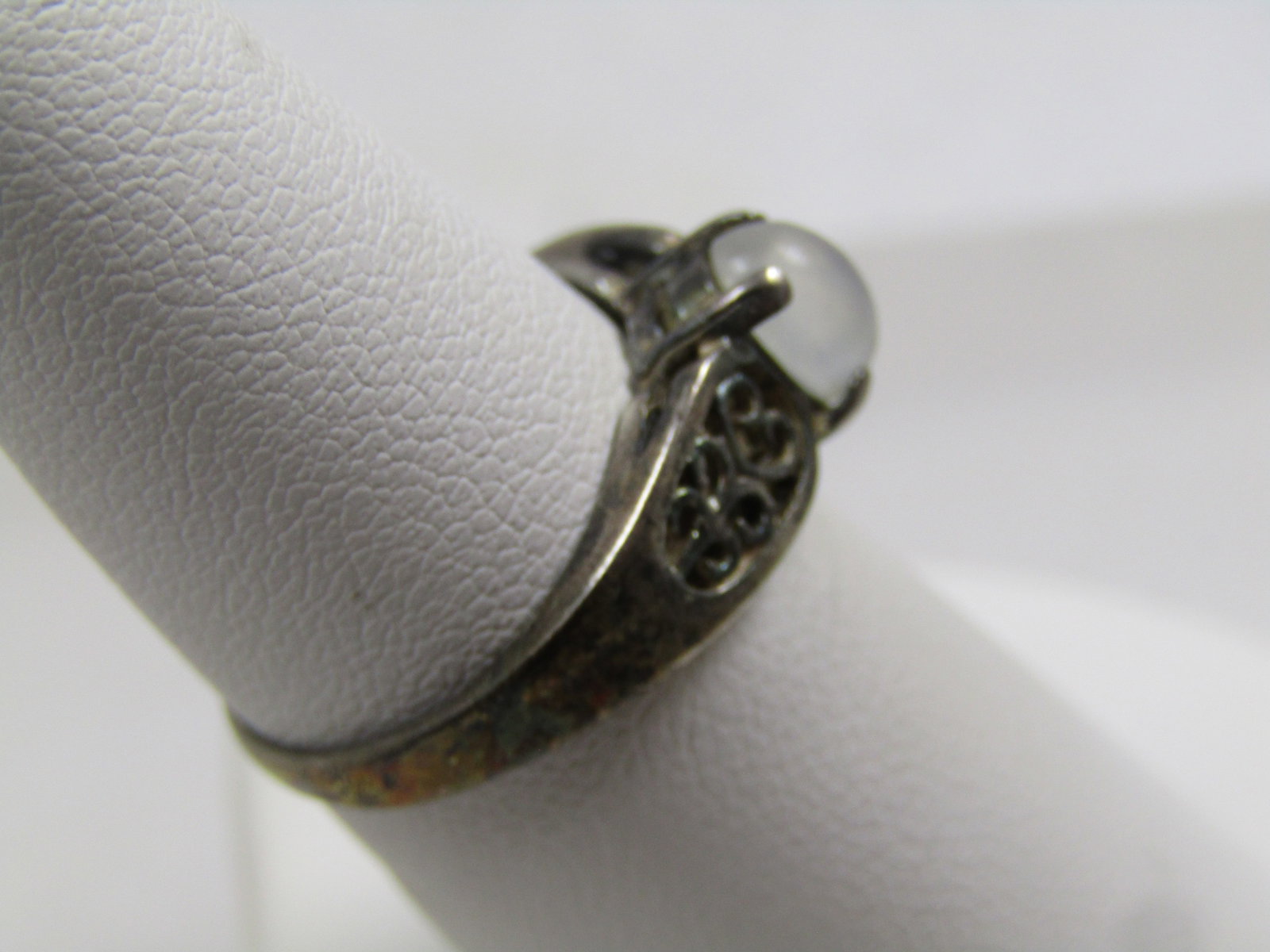 Vintage Sterling White Cateye Ring, Scrolled, Sz. 7, 1960's-1970's - 3
