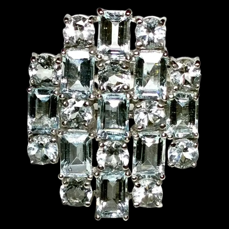 Estate Sterling Silver Natural Aquamarine Statement Cocktail Ring: Title: Estate Sterling Silver Natural Aquamarine Statement Cocktail Ring Description: Estate Sterling Silver Natural Aquamarine Statement Cocktail Ring Hallmarked: 925 Thailand Weighs: 8 grams Measure