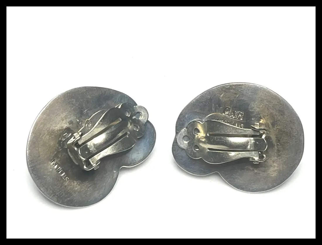 Estate Amy Kahn Russell Shell and Blue Topaz Sterling Silver Earrings - 4