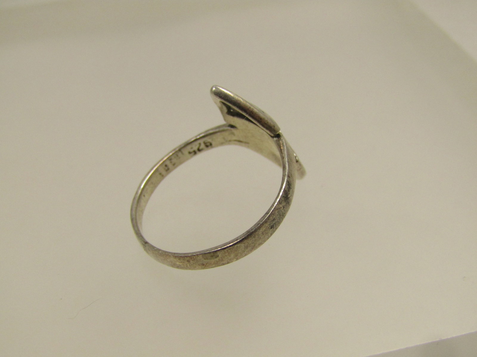 Vintage Sterling Bypass/Wrapped Ring, Sz. 7.5, Geometric Accents, 1980's-1990's - 6