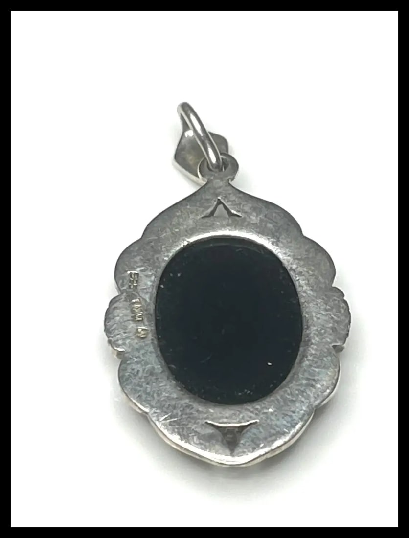 Vintage Sterling Silver and Marcasite Cameo Pendant - 5