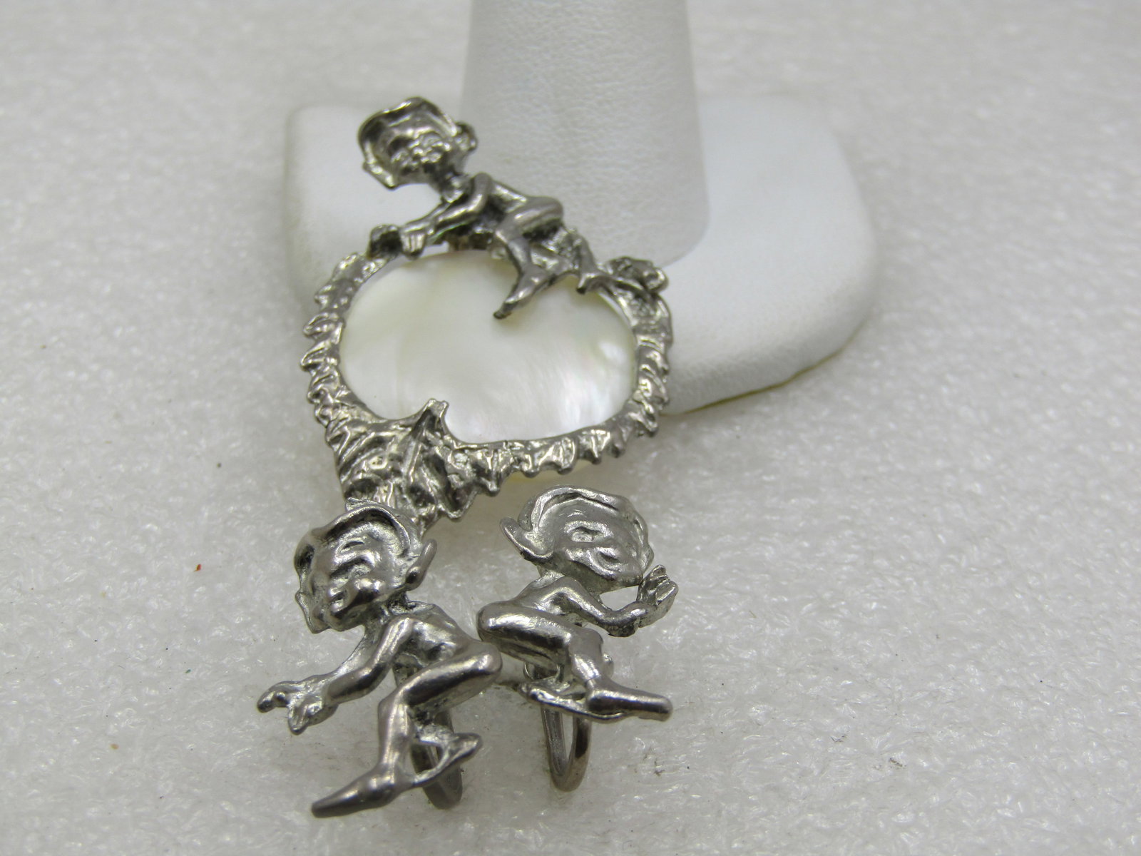 Vintage Mother of Pearl Pixie Brooch & Clip Earrings Set, Mid-Century - 4