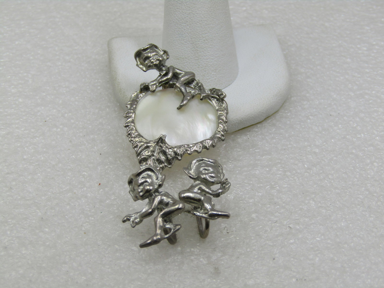 Vintage Mother of Pearl Pixie Brooch & Clip Earrings Set, Mid-Century - 5