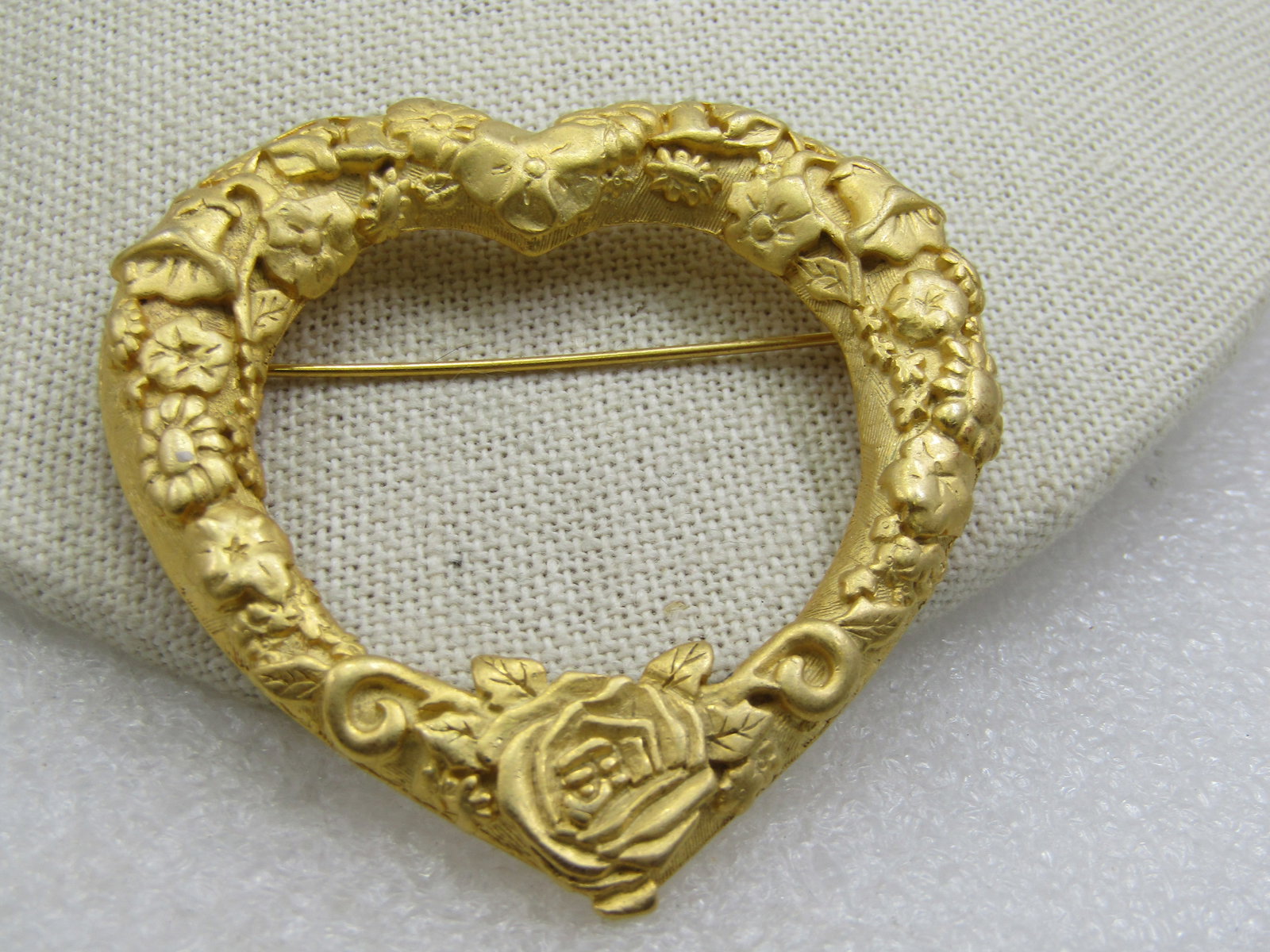 Vintage Floral Heart Brooch,, Signed JJ, Large 2.5" - 2