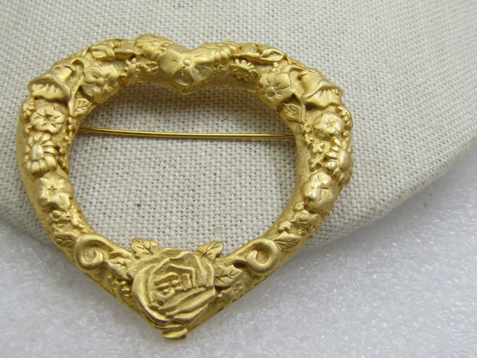 Vintage Floral Heart Brooch,, Signed JJ, Large 2.5" - 3