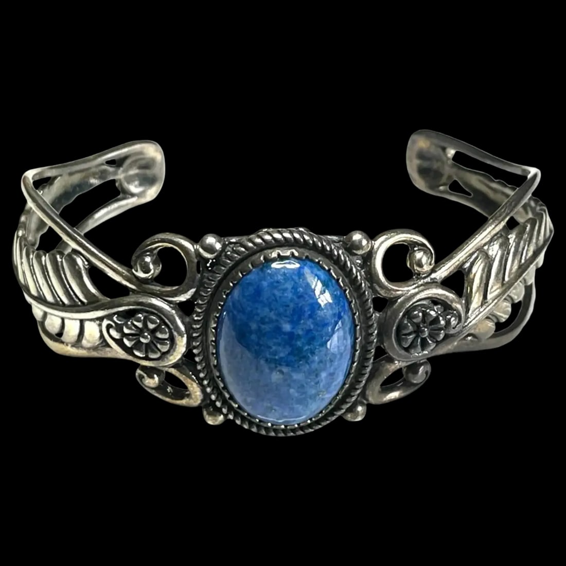 American West Carolyn Pollack Sterling Lapis Cuff: Title: American West Carolyn Pollack Sterling Lapis Cuff Description: American West Carolyn Pollack Sterling Lapis CuffHallmarked: 925, Signed CP, AWWeighs: 45 gramsMeasures Approx: 3 x 2 inches with