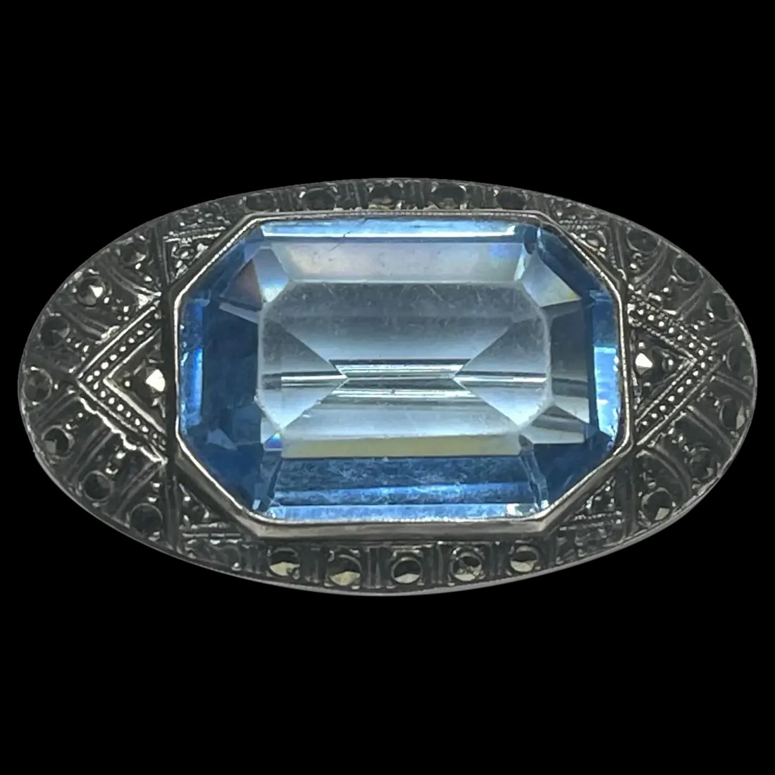 Vintage Art Deco Sterling Silver, Marcasite, and Blue Crystal Brooch-Germany: Title: Vintage Art Deco Sterling Silver, Marcasite, and Blue Crystal Brooch-Germany Description: Vintage Art Deco Sterling Silver, Marcasite, and Blue Crystal Brooch-Germany Hallmarked- Sterling, Germ