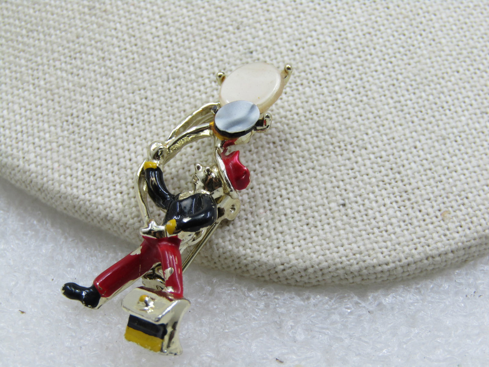 Vintage Enameled Balloon Seller Brooch, 1950's-1960's - 3