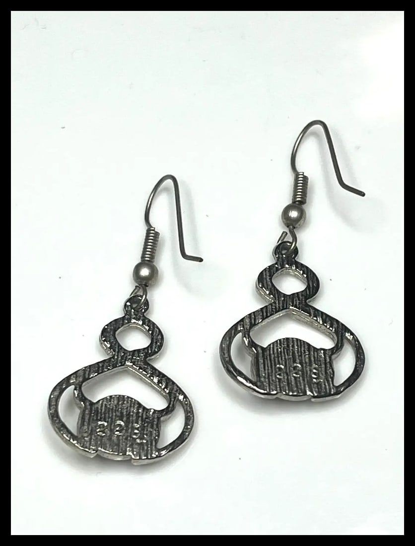 Estate Celtic Design Earrings - 4