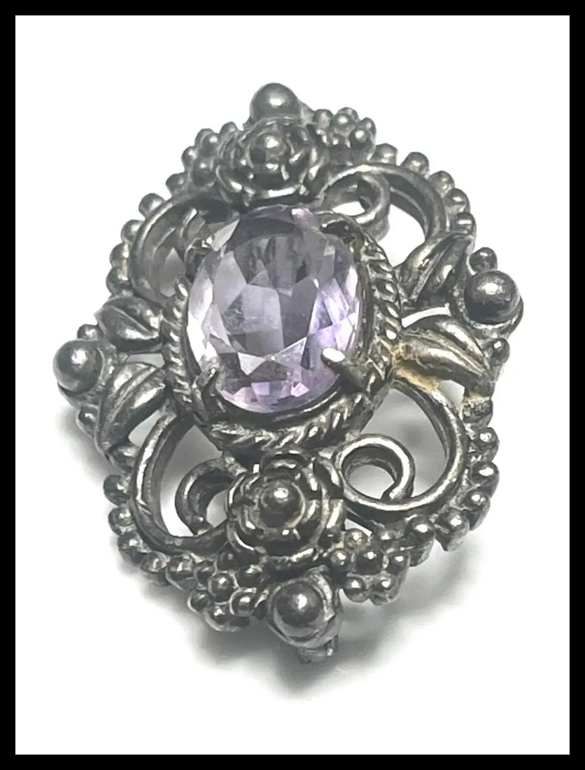 Vintage Silver Amethyst Ornate Floral Filigree Brooch - 3
